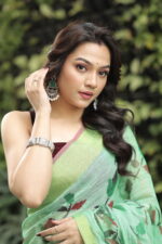 Minimalist Pure Solid Khadi Saree - Image 35