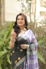 Vibrant Heritage Bandhni Linen Saree - Image 21