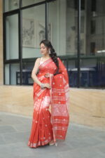 Vibrant Heritage Bandhni Linen Saree - Image 2