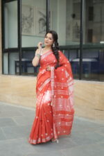 Vibrant Heritage Bandhni Linen Saree - Image 5