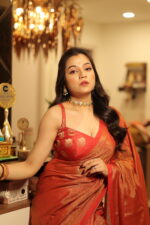 Luminous Tissue Khadi Saree with Subtle Shimmer - Image 8