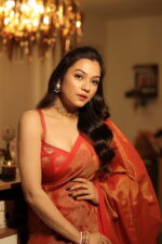 Luminous Tissue Khadi Saree with Subtle Shimmer - Image 18